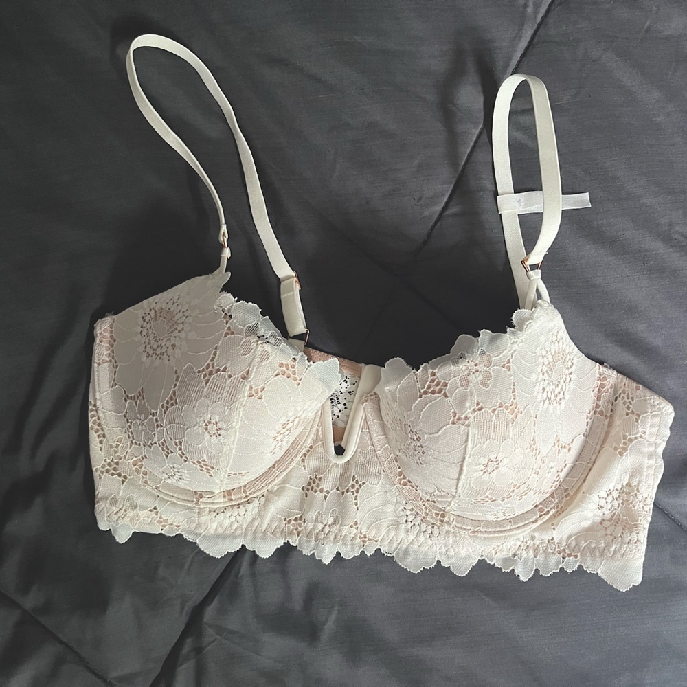 Aerie lace bra 36B